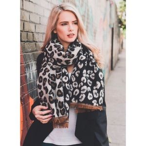 Leopard Blanket Scarf Tan Soft Animal Print Wrap Womens Casual Accessories NEW